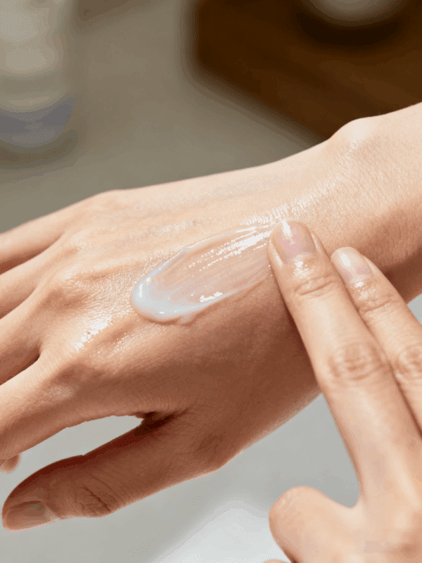 Defying Moisture Hand Cream
